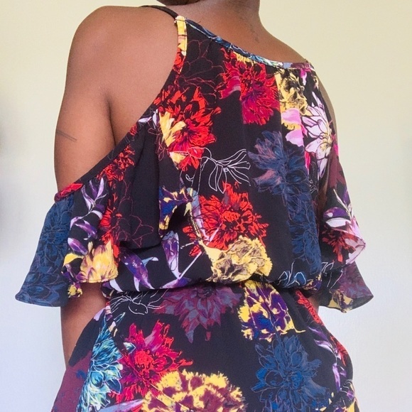 FOURTEENTH PLACE DRESS - Picture 2 of 7